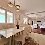 Apartment Ruza *