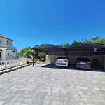 Ruza Apartment *