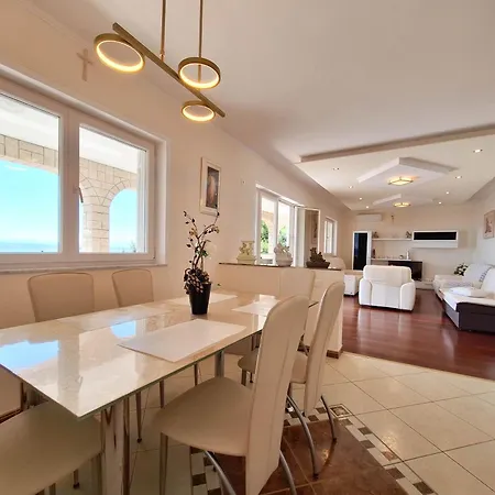 Apartament Ruza *