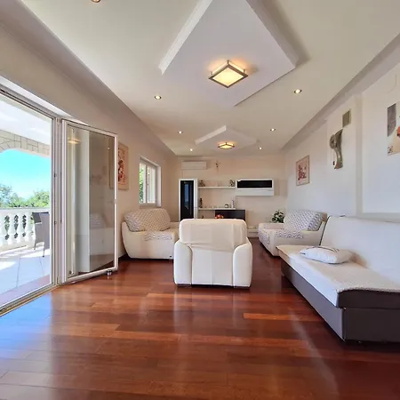 Ruza Διαμέρισμα