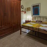 Ruza Apartman *